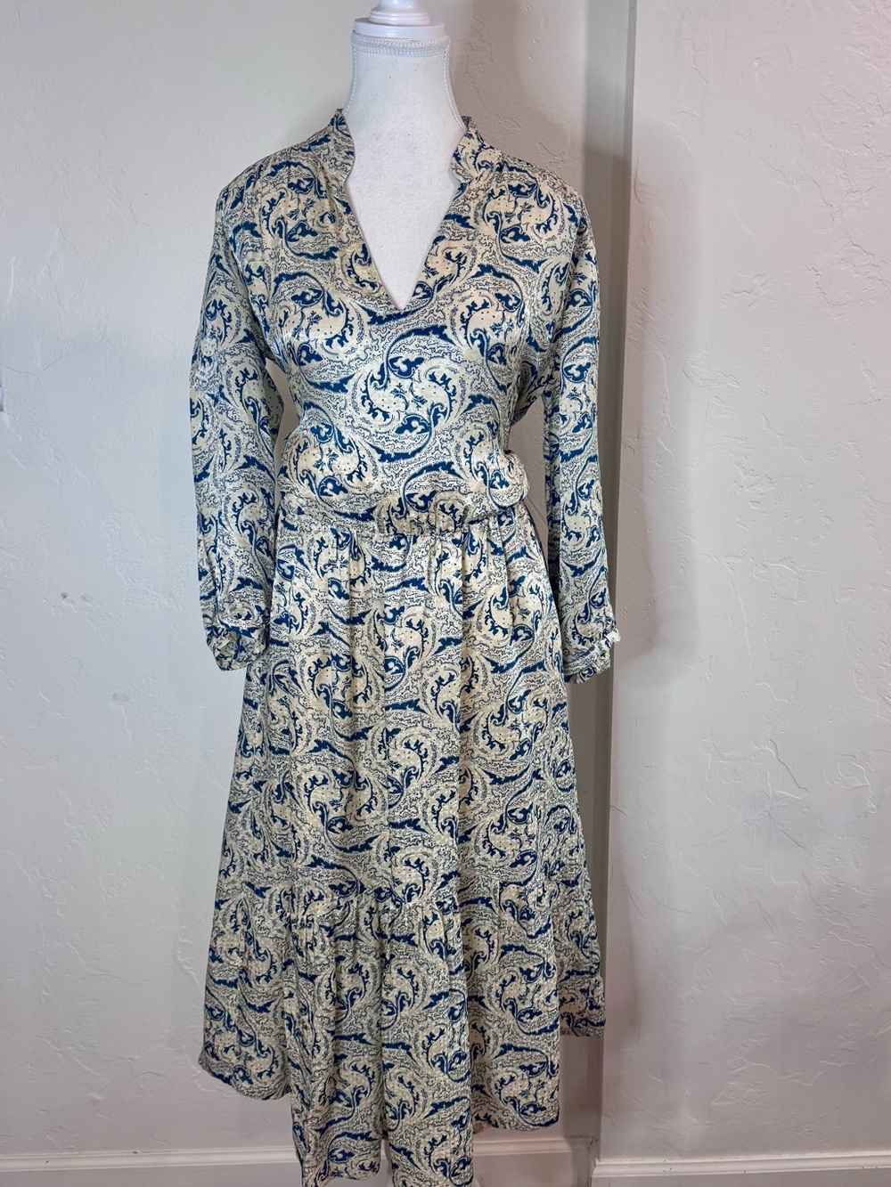 ba&sh Paris "Song" Blue Cream Paisley Silk Blend Dress Size 2/FR 38